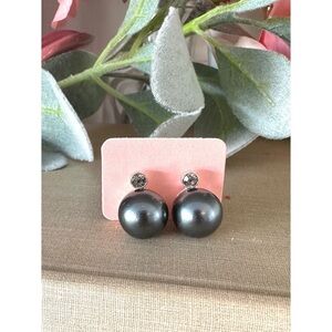 Black Pearl earrings